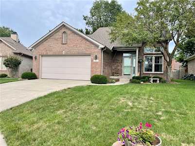 693 Foxmere Terrace Greenwood, IN 46142