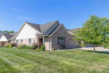 5515 Lipizzan Ln Plainfield, IN 46168