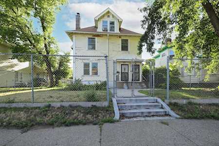 2211 Lyndale Avenue N Minneapolis, MN 55411