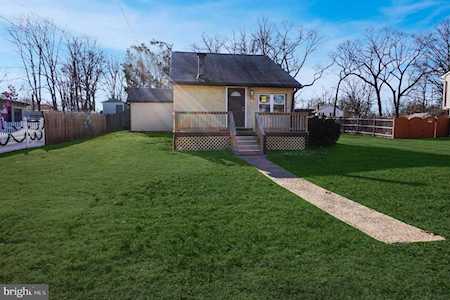 48 10th Ave E Pine Hill, NJ 08021