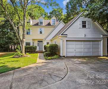 153 Ashford Hollow Ln Mooresville, NC 28117