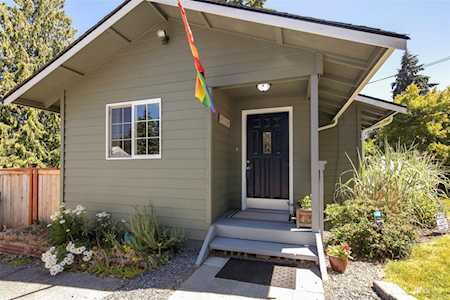 8207 224th St SW Edmonds, WA 98026