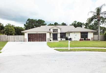 115 Laurel Way Royal Palm Beach, FL 33411