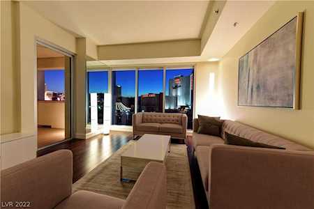 2700 S Las Vegas Blvd #710 Las Vegas, NV 89109