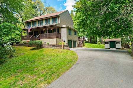 23 Old Icehouse Ln Hanover, MA 02339