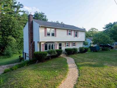 19 Condon Dr Spencer, MA 01562
