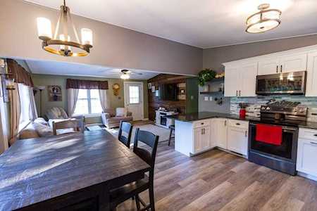 8 W Brookfield Rd North Brookfield, MA 01535