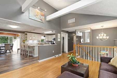 57 Emily Rd Tewksbury, MA 01876