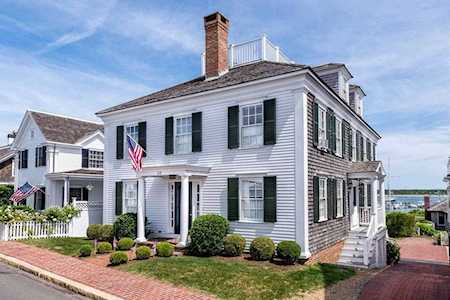 117 North Water Street Edgartown, MA 02539