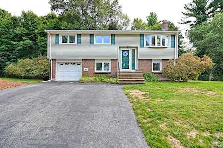 65 Grace Cir Marlborough, MA 01752