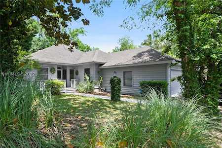 1 Royal Pointe Dr Hilton Head Island, SC 29926
