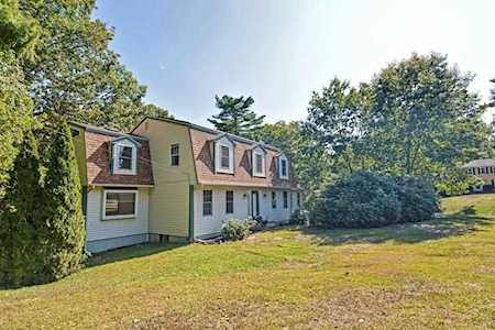 40 Crestview Dr Millis, MA 02054