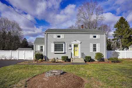 23 Country Ln Marlborough, MA 01752