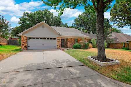 7516 Cimarron Drive North Richland Hills, TX 76182