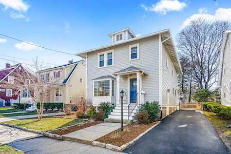106 Highview Ave Melrose, MA 02176
