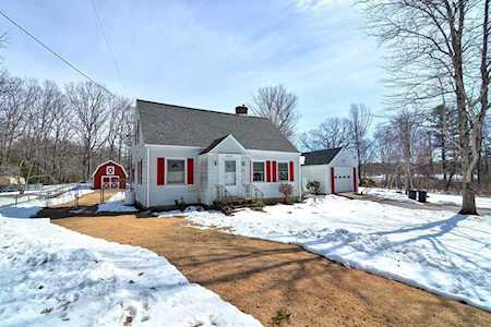 92 Mannville St Leicester, MA 01524