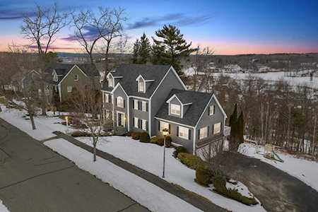 5 Nichols Ln Middleton, MA 01949