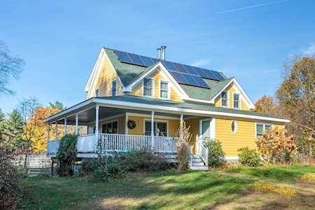 117 Monroe St Douglas, MA 01516