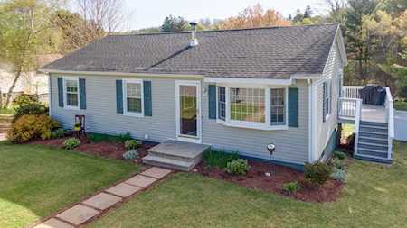 7 Old Farm Rd Spencer, MA 01562