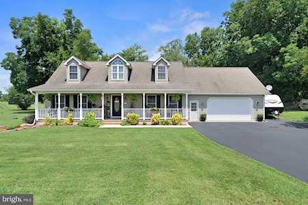 108 Evens Rd W Viola, DE 19979