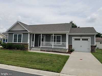 30 Siltstone Dr Dover, DE 19901