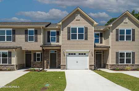 334 Glenellen Loop Road Midway Park, NC 28544