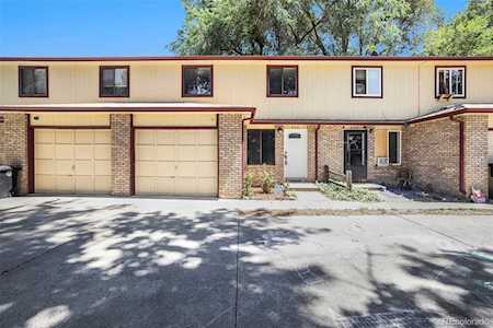 806 Lashley St Longmont, CO 80504