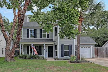 1906 Armory Dr Mount Pleasant, SC 29466