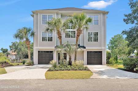 223 Peninsula Drive Carolina Beach, NC 28428