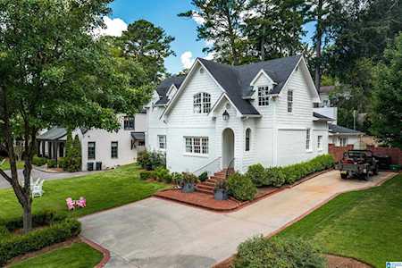 752 Bentley Drive Mountain Brook, AL 35213