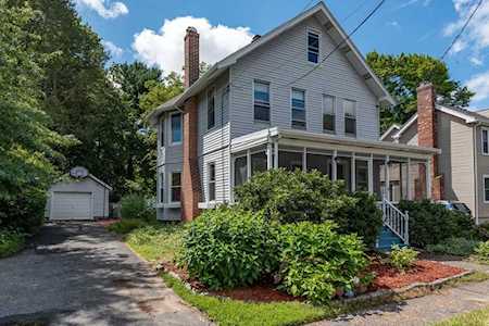32 Hastings St Framingham, MA 01701
