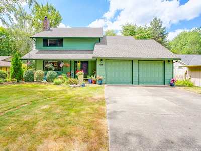 9645 SW New Forest Dr Beaverton, OR 97008