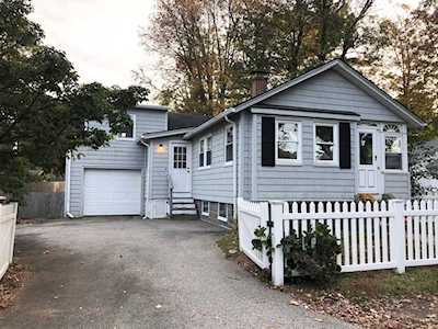99 Lakehurst Ave Weymouth, MA 02189