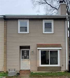 413 Hill Meadow Dr Virginia Beach, VA 23454