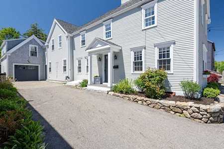 24 Union St Newburyport, MA 01950