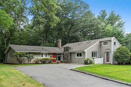 4 Kristin Drive Chelmsford, MA 01824