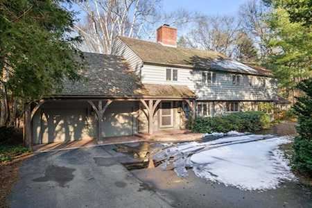 80 Woodbine Rd Belmont, MA 02478