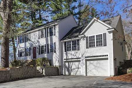 75 Hildreth Street Westford, MA 01886