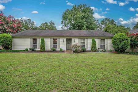 6939 Stillbrook Dr Germantown, TN 38138