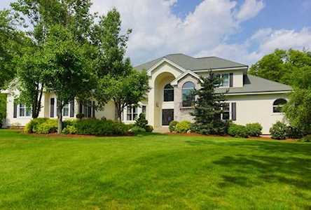 12 Cobblestone Way Shrewsbury, MA 01545