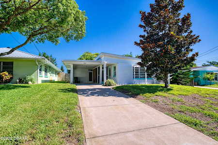 253 Woodland Avenue Daytona Beach, FL 32118