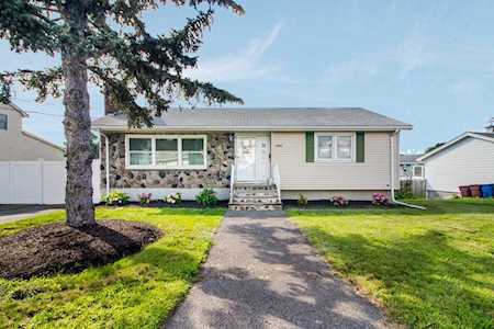 492 Washington Ave Revere, MA 02151