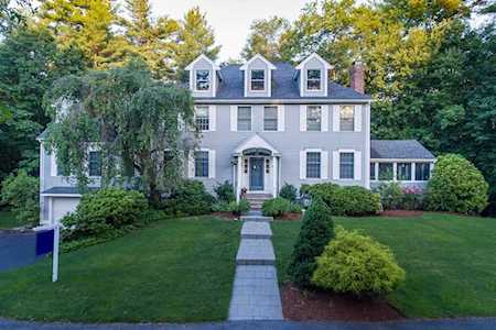 49 Pheasant Landing Rd Needham, MA 02492