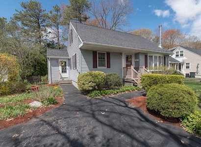 4 David Dr Blackstone, MA 01504