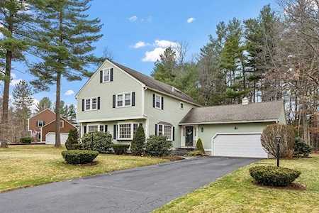 7 Wedgewood Drive Chelmsford, MA 01824