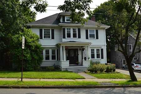 5 Pleasant St Marlborough, MA 01752
