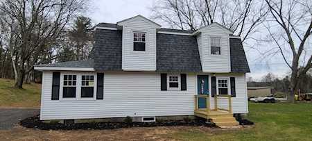 101 Charlton Street Oxford, MA 01540
