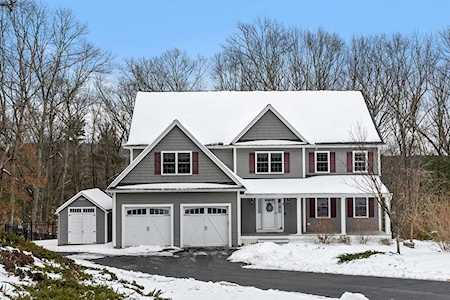 4 Astilbe Way Chelmsford, MA 01824
