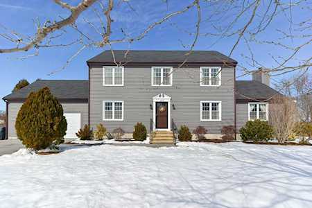 103 Clover Hill Rd Northbridge, MA 01588