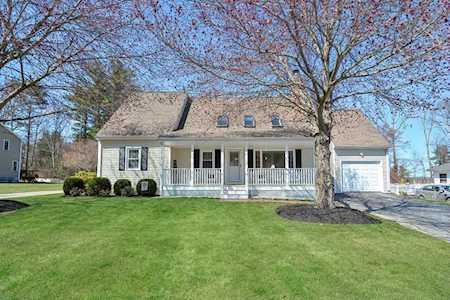 4 Peter St Uxbridge, MA 01569